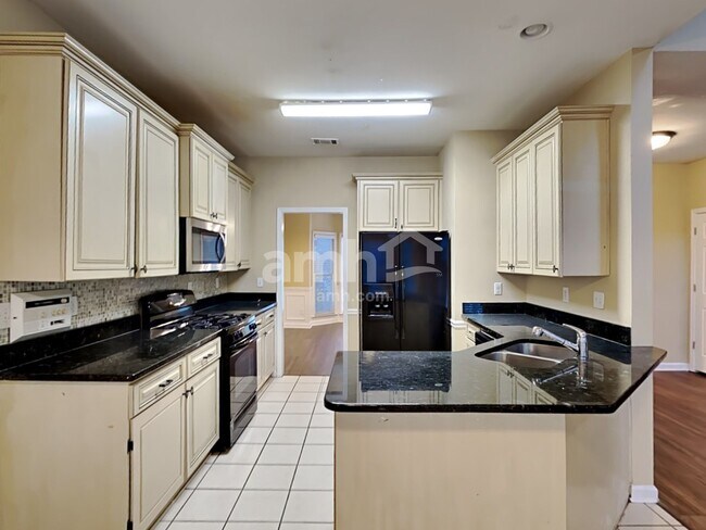 Building Photo - 680 Ambur Cove Way