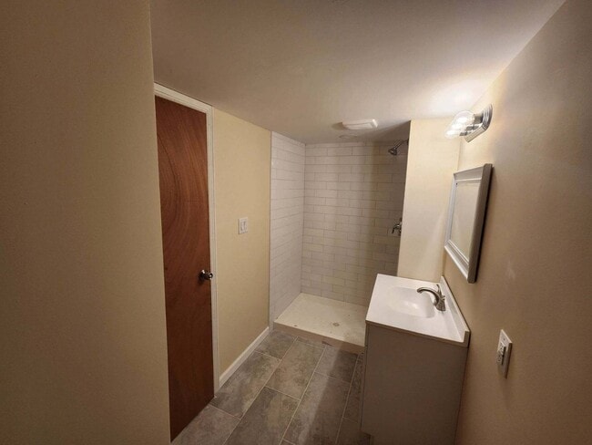 Foto del edificio - 24 Poplar Pl