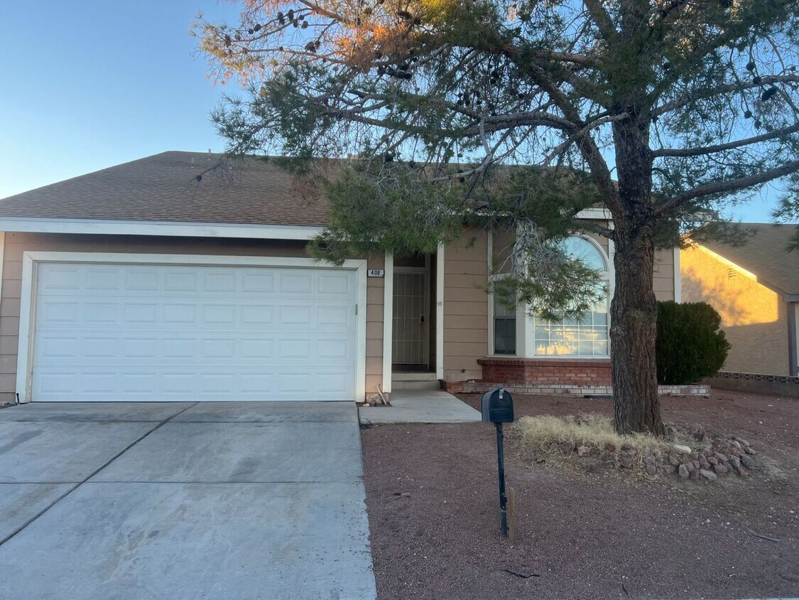 Primary Photo - NW 3 bedroom with loft!