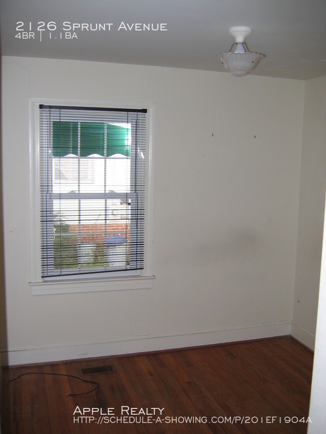 Building Photo - 2126 Sprunt Ave - Available mid-July!