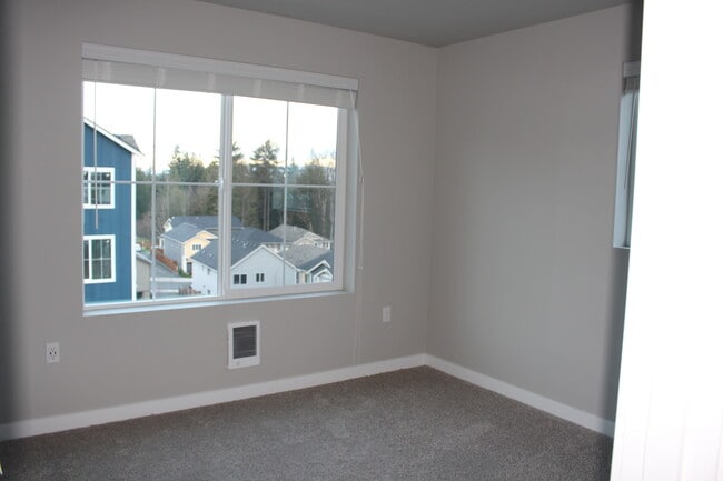 Foto del edificio - 10103 16th Pl SE