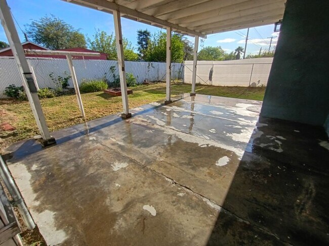 Foto del edificio - Upgraded 1 bedroom/1 bath in Beaumont!