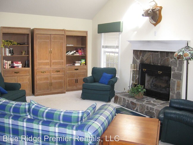 Building Photo - 3 br, 2 bath House - 100 Foresthill Lane