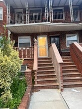 1308 E 84th St