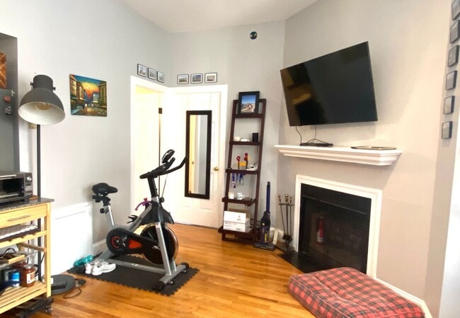 Building Photo - Beautiful 1-Bedroom Apartment in Fairmount...