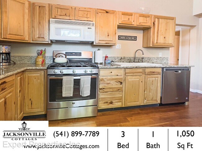 Foto del edificio - 3 br, 1 bath House - 525B South 3rd Street