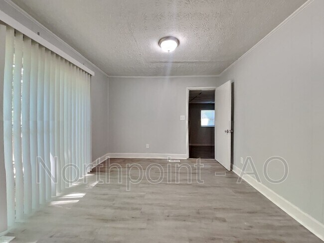 Foto del edificio - 6337 Veracruse Dr