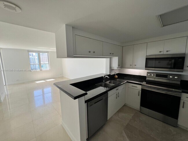 Foto del edificio - 701 Brickell Key Blvd