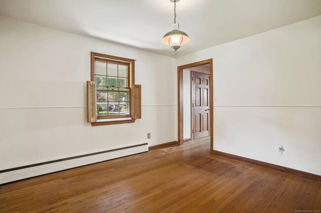 Foto del edificio - 58 Twin Brooks Ln