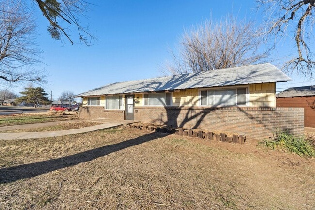 Foto del edificio - 3 bed, 1 bath home in Midwest city,Ok