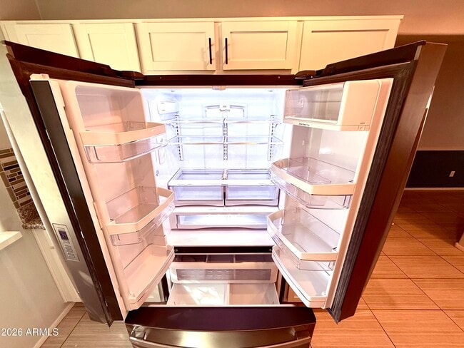 Foto del edificio - 1884 W Expressman St