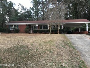 Building Photo - 1636 31st St