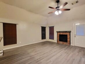 Building Photo - 10611 Sunswept Fields Ln