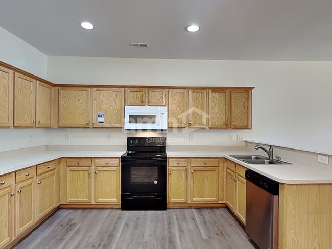 Building Photo - 108 S Ranney Way