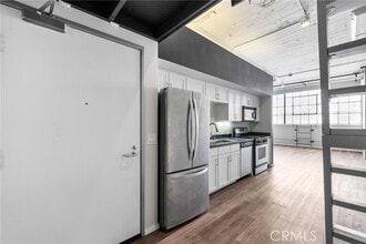 Building Photo - 420 San Pedro St