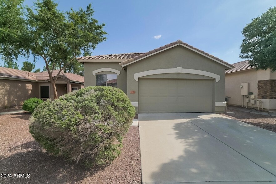 Foto principal - 17039 W Lundberg St
