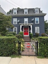 Building Photo - 78 Dix St