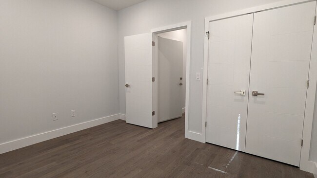 Foto del edificio - 2114 N Franklin St