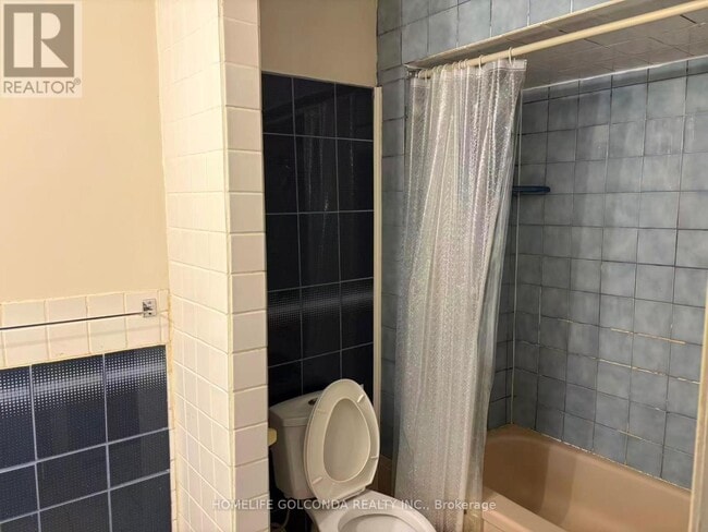 Building Photo - 81 Sexton Crescent