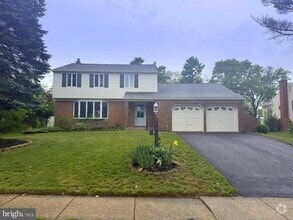 Building Photo - 7 Orchid Ln