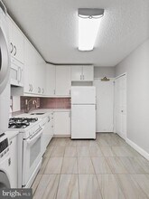 Building Photo - 3701 S George Mason Dr