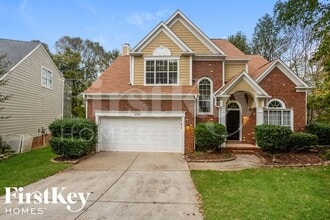 Building Photo - 6425 Skyline Dr