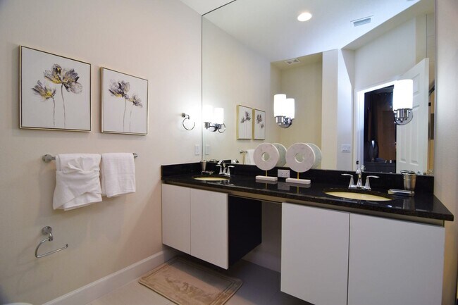 Baño principal - 1534 Retreat Cir
