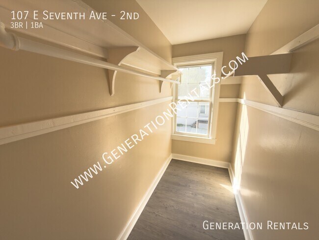Foto del edificio - 107 E 7th Ave