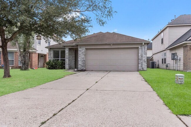 Foto del edificio - 16957 Wren Hill St