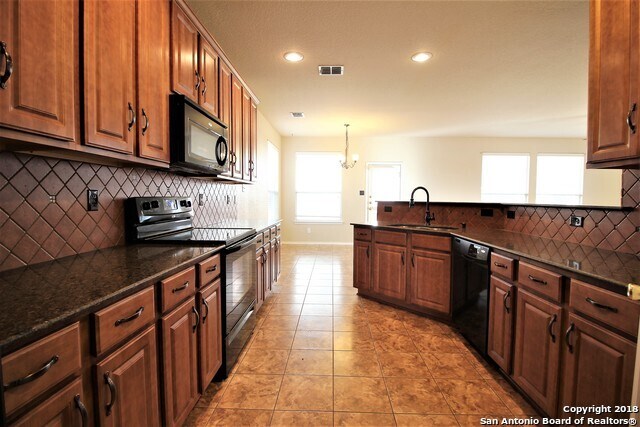 Building Photo - 151 Coopers Hawk
