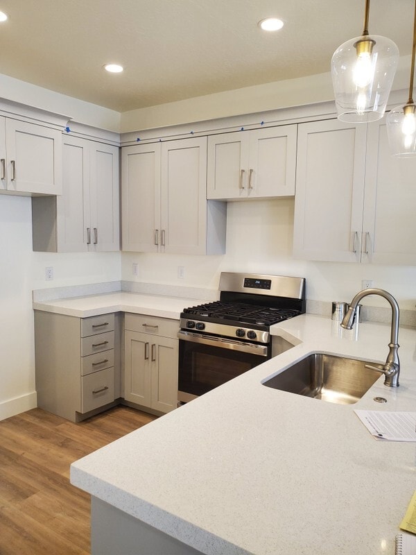 Building Photo - 980 W Vista Ridge Dr