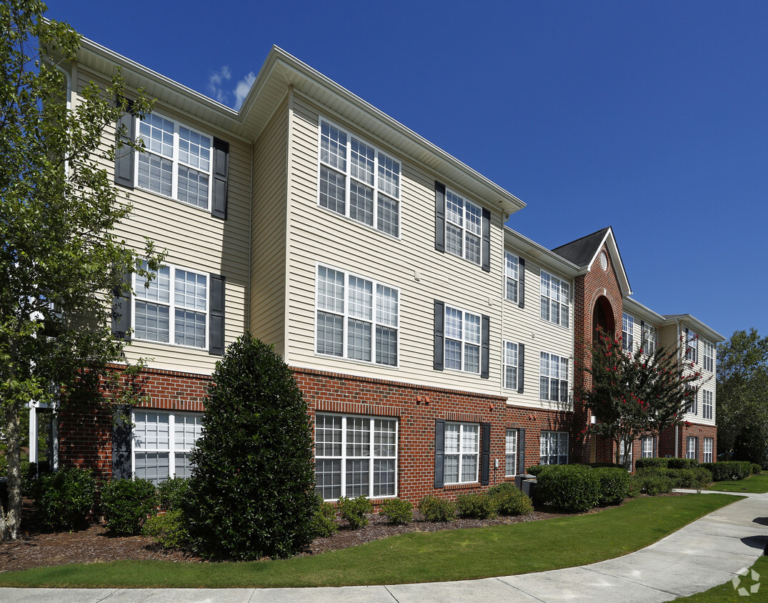 Legacy at Abbington Place Apartments - Jacksonville, NC | Apartments.com