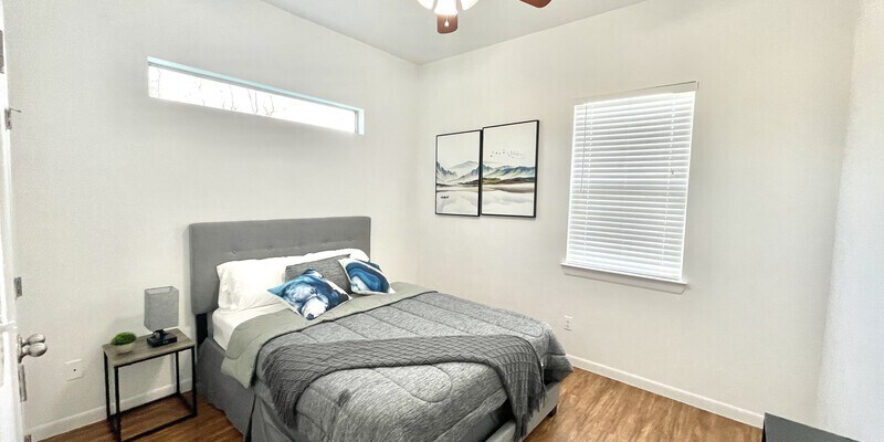 Foto principal - 1515 Houston Ave