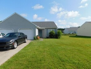 Building Photo - 111 Jerrett Ln