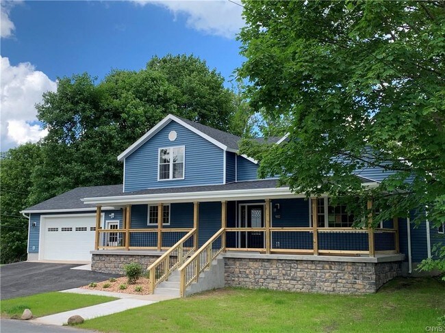 Building Photo - 9112 Thomas Rd