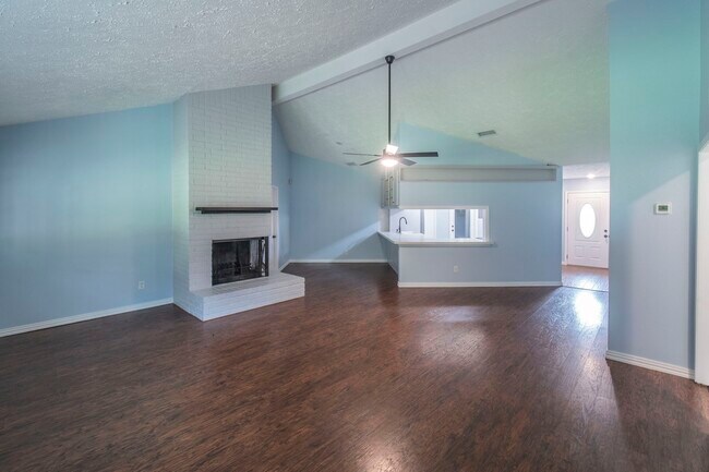 Foto del edificio - 22203 Spring Gate Dr