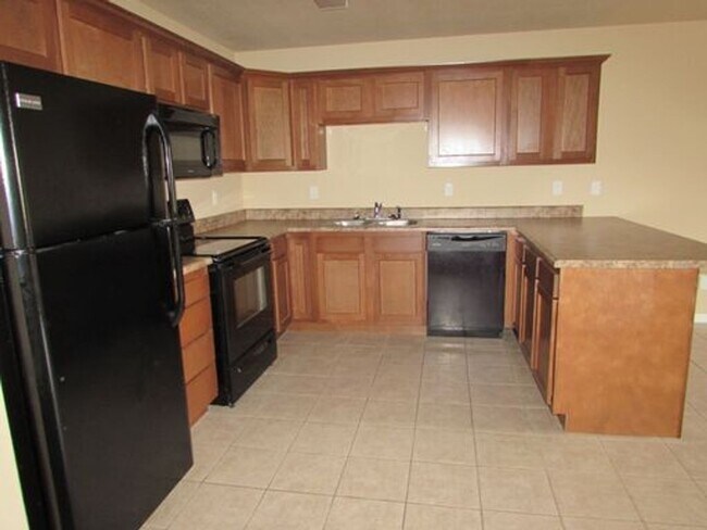 Building Photo - 6730-MF2-E2