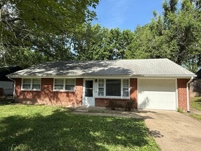 Building Photo - 1537 Hartford Rd