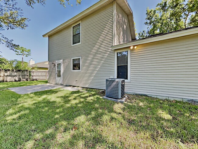 Building Photo - 10828 Losco Junction Dr