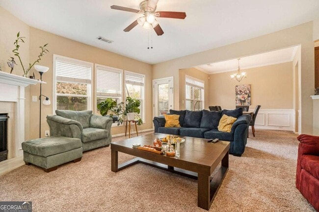 Foto del edificio - 5650 Carrington Pl