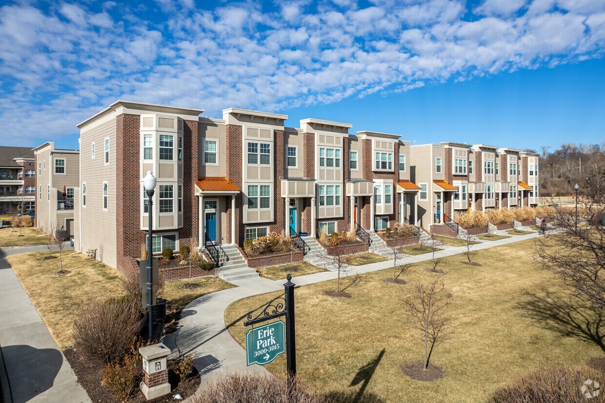 Northgate Village Apartments in North Kansas City, MO