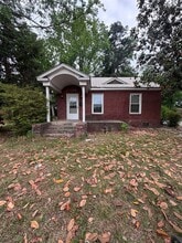 Building Photo - 3829 N Sharon Amity Rd