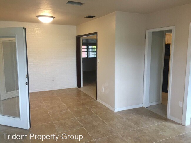 Building Photo - 3 br, 2 bath House - 219 S Lakewood Dr.