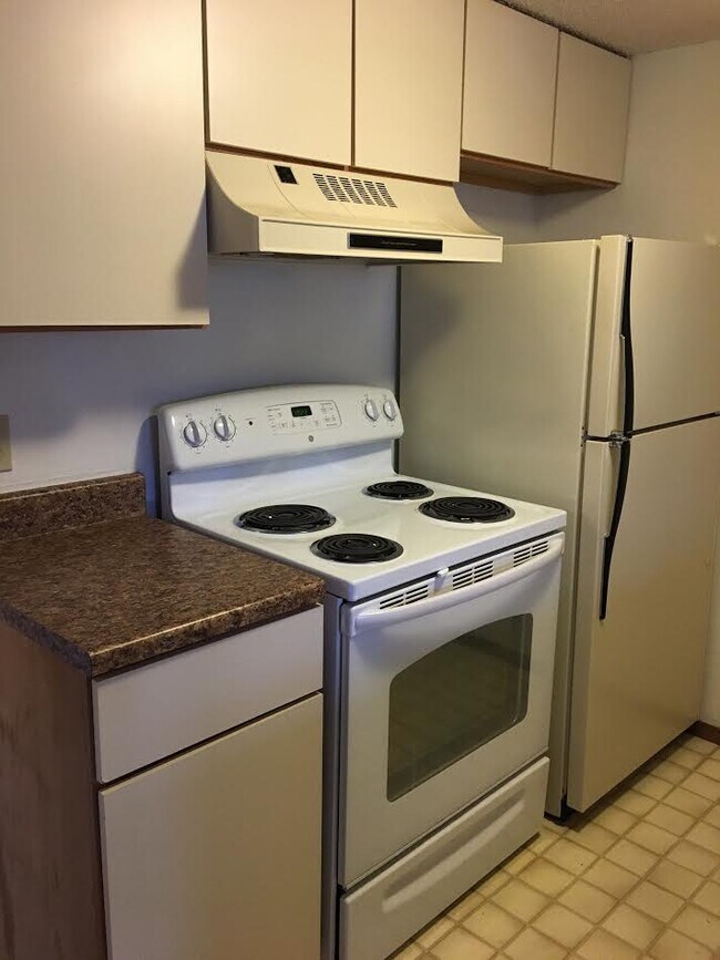 Foto del edificio - 220 Mount Hope Ct