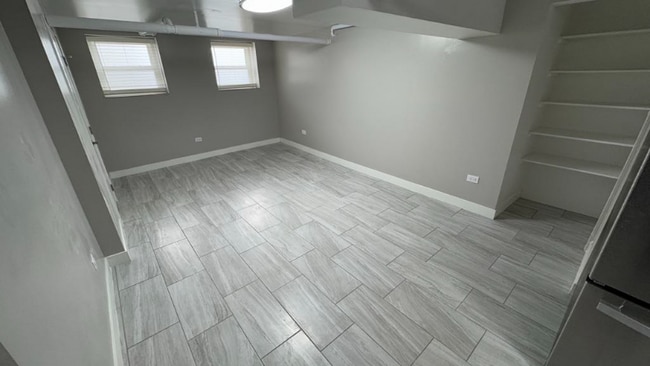 Photo - 5454 W Berteau Ave Apartment