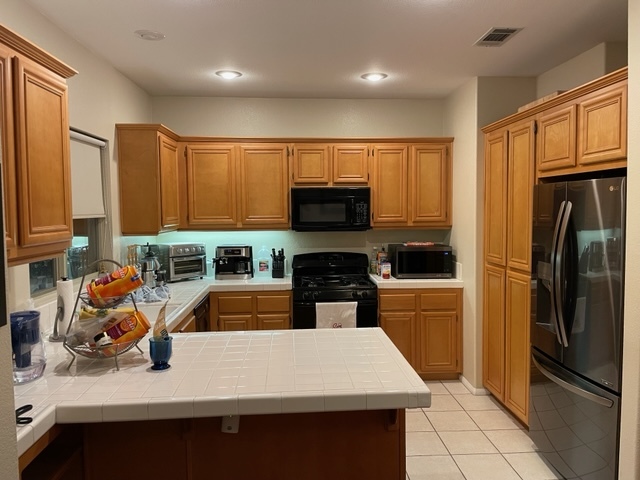 Kitchen - 500 N Rosemead Blvd