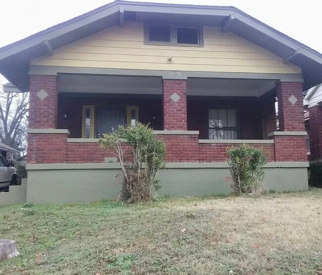 Foto del edificio - 1530 Waverly Ave