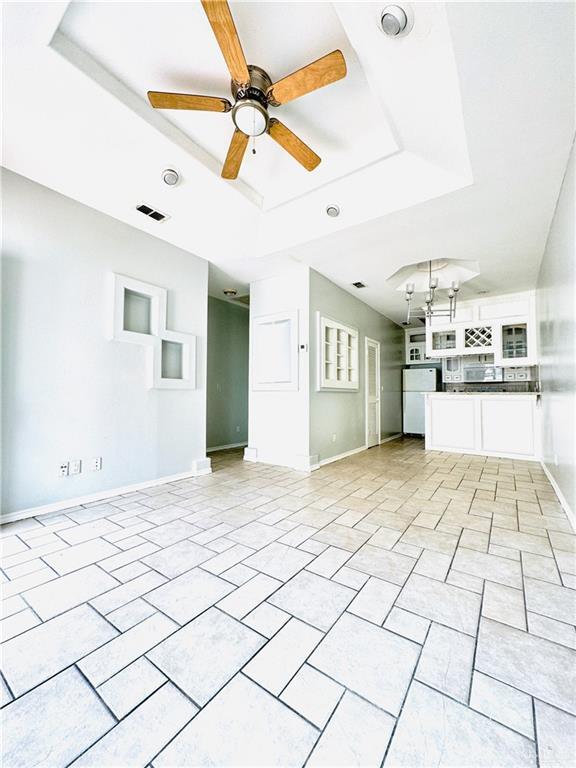 Building Photo - 602 Buena Vista Dr