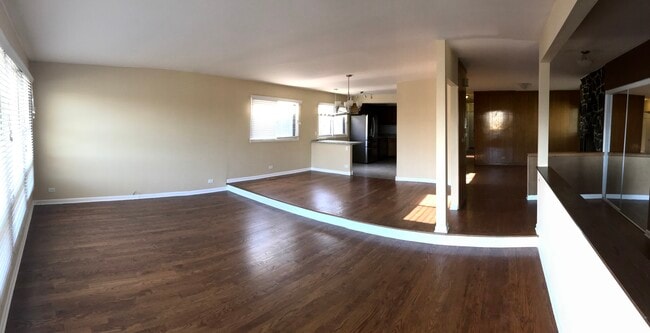 Building Photo - 4832 Old Orchard Rd
