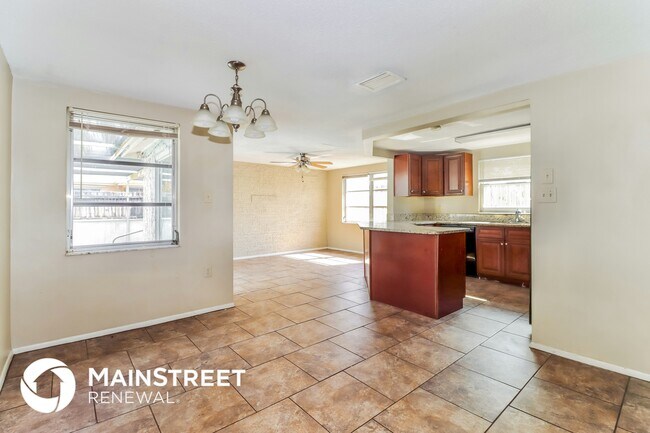 Foto del edificio - 9636 Mark Twain Ln